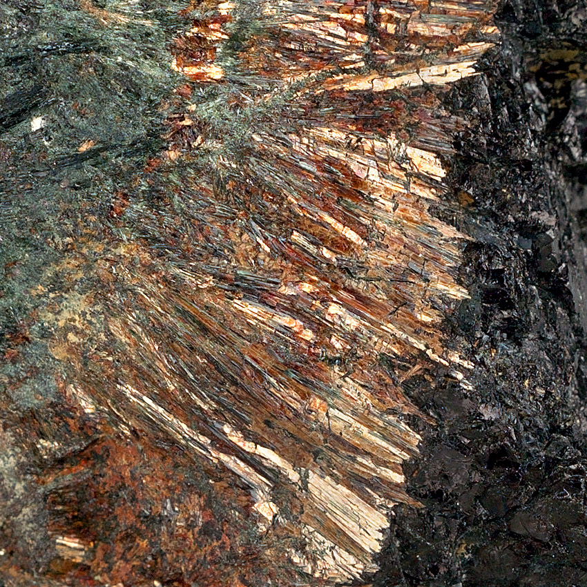 Aenigmatite & Astrophyllite