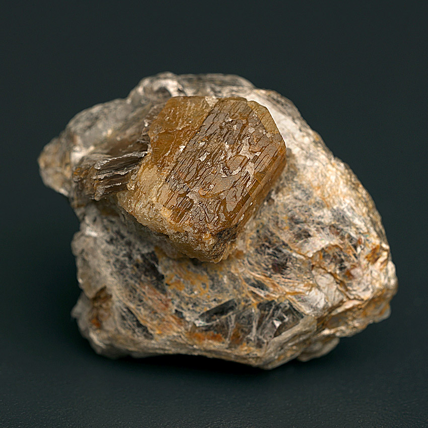 Chrysoberyl On Muscovite