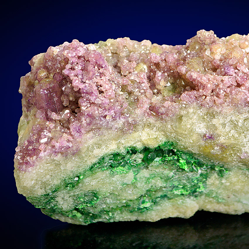 Manganoan Vesuvianite Chrome-Vesuvianite & Chromian Grossular