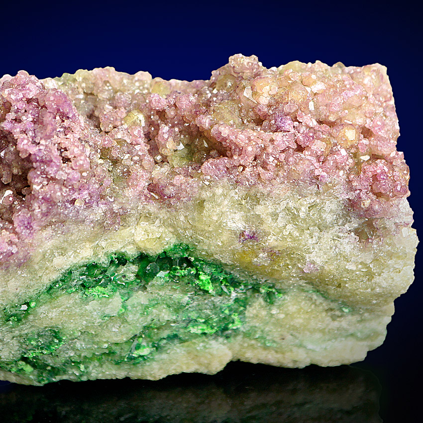 Manganoan Vesuvianite Chrome-Vesuvianite & Chromian Grossular