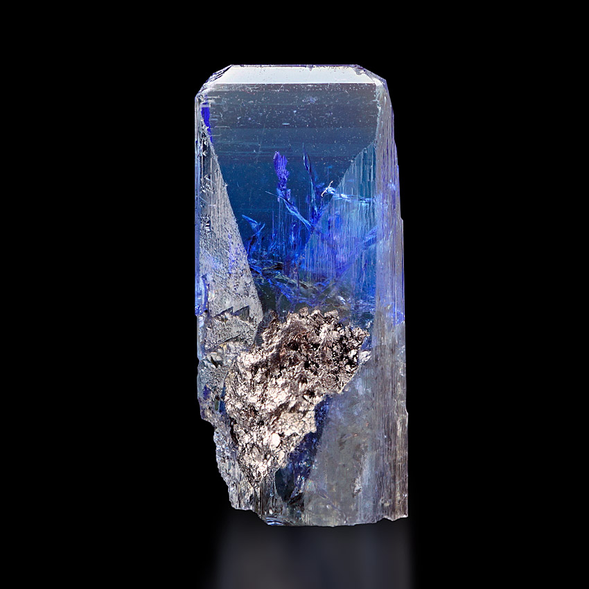 Tanzanite With Graphite