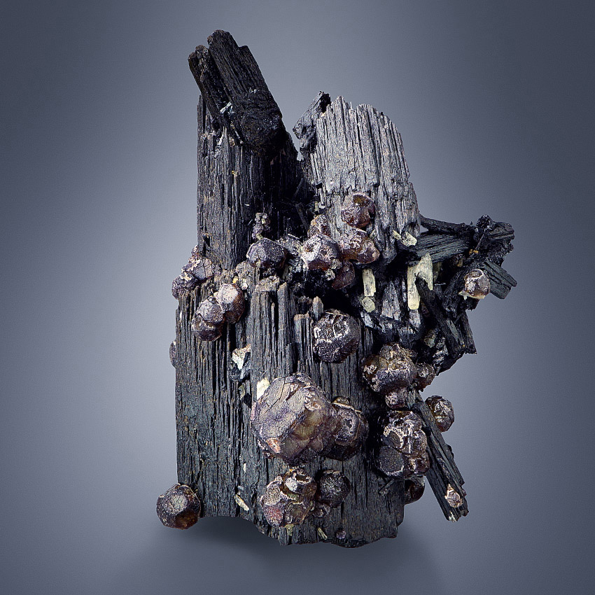 Fluorite On Schorl With Beryl