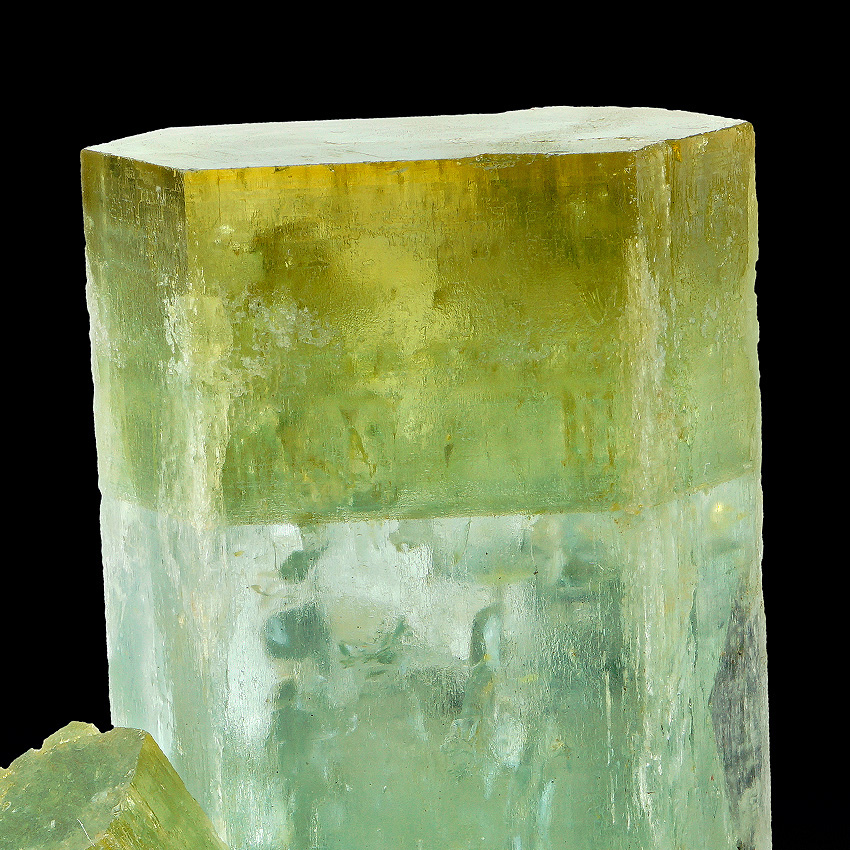 Aquamarine With Heliodor