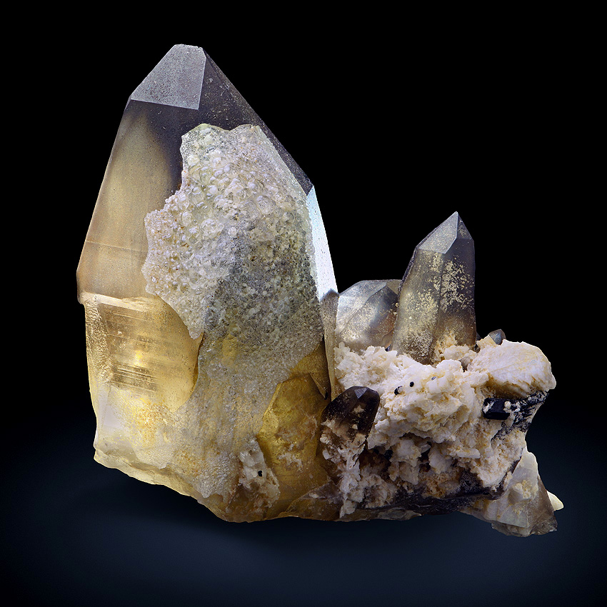 Opal Var Hyalite & Smoky Quartz