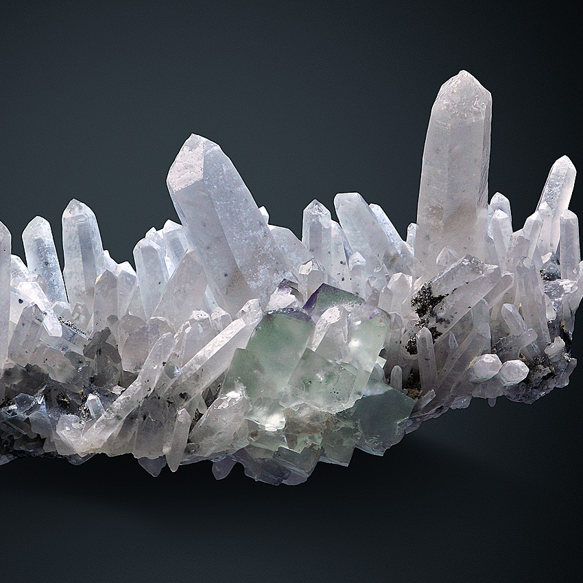 Quartz Var Japan Law & Fluorite