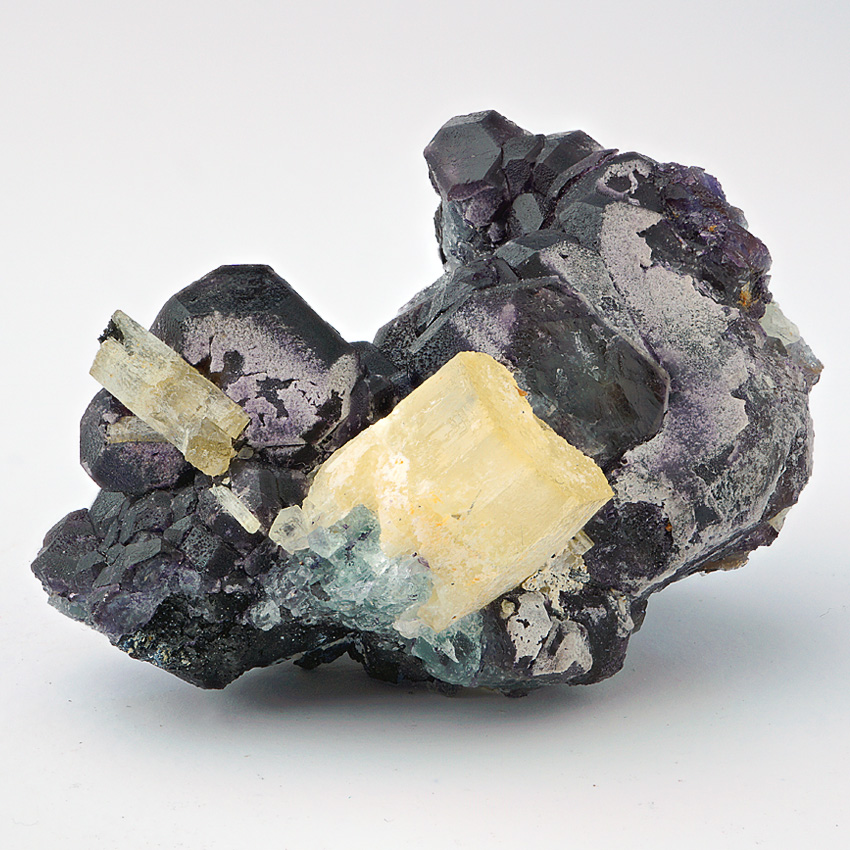 Heliodor On Fluorite