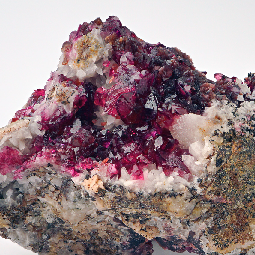 Roselite & Talmessite On Dolomite