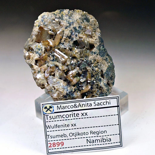 Wulfenite & Tsumcorite