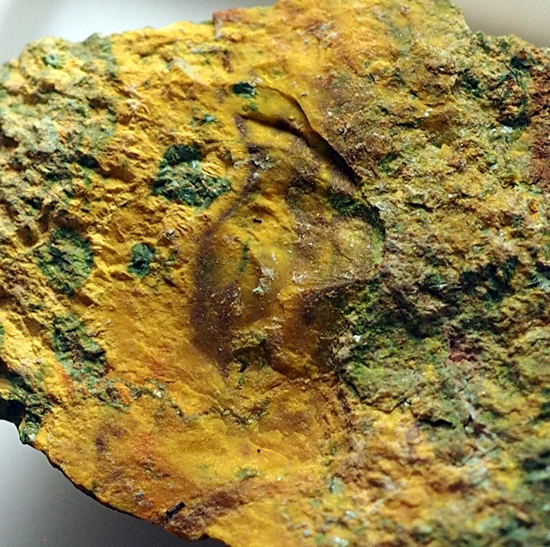 Soddyite