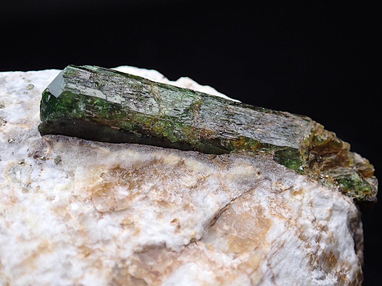 Chrome-Tourmaline