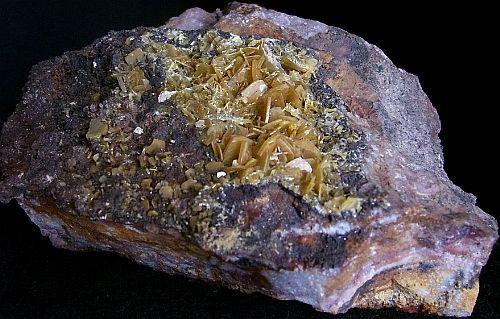 Wulfenite