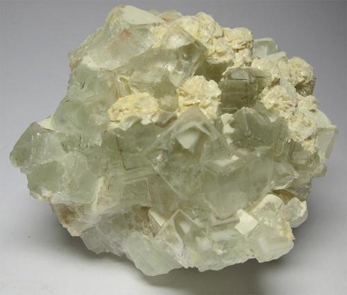 Fluorite Dolomite & Scheelite