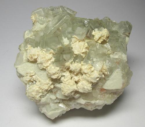 Fluorite Dolomite & Scheelite