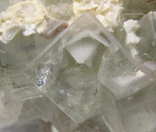 Fluorite Dolomite & Scheelite