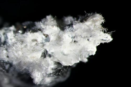 Szaibélyite