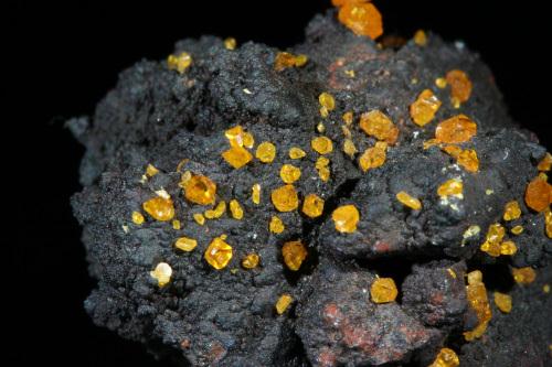 Wulfenite