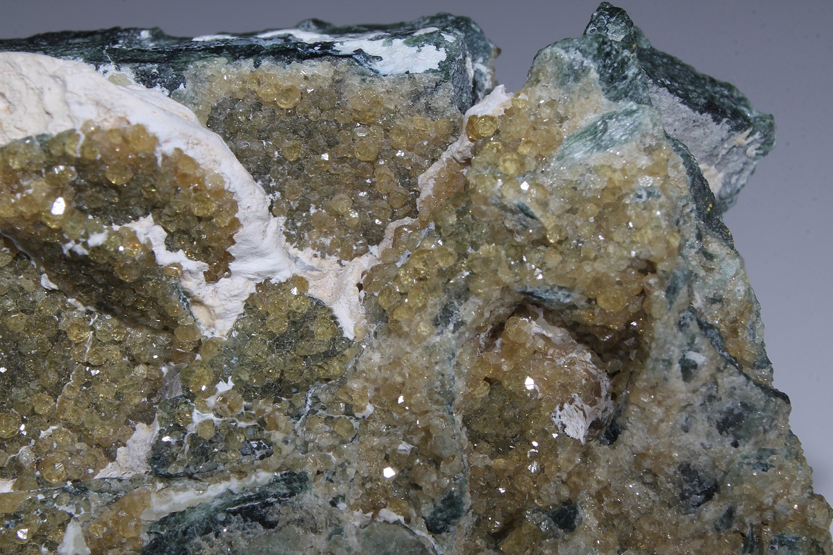 Topazolite