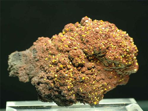 Wulfenite