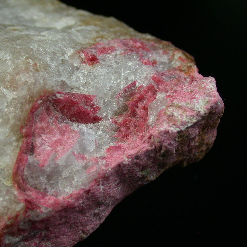 Zoisite Var Thulite