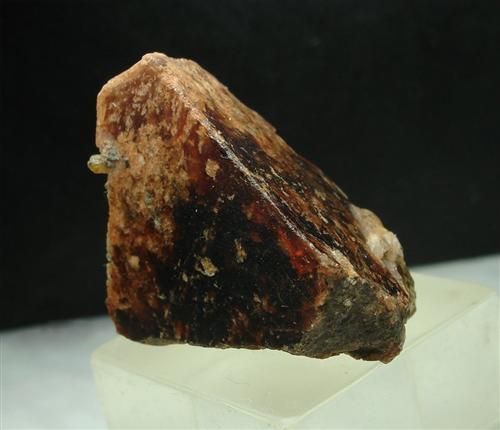 Genthelvite With Bastnäsite-(Ce)