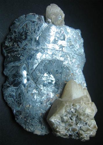 Hematite With Calcite