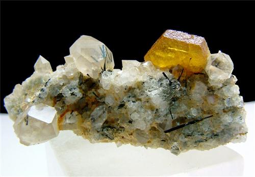 Bastnäsite-(Ce) with Quartz