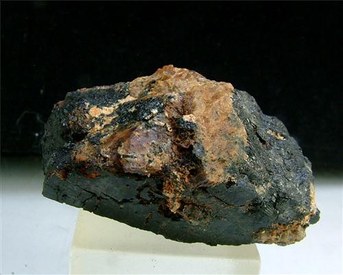 Chevkinite-(Ce) With Titanite