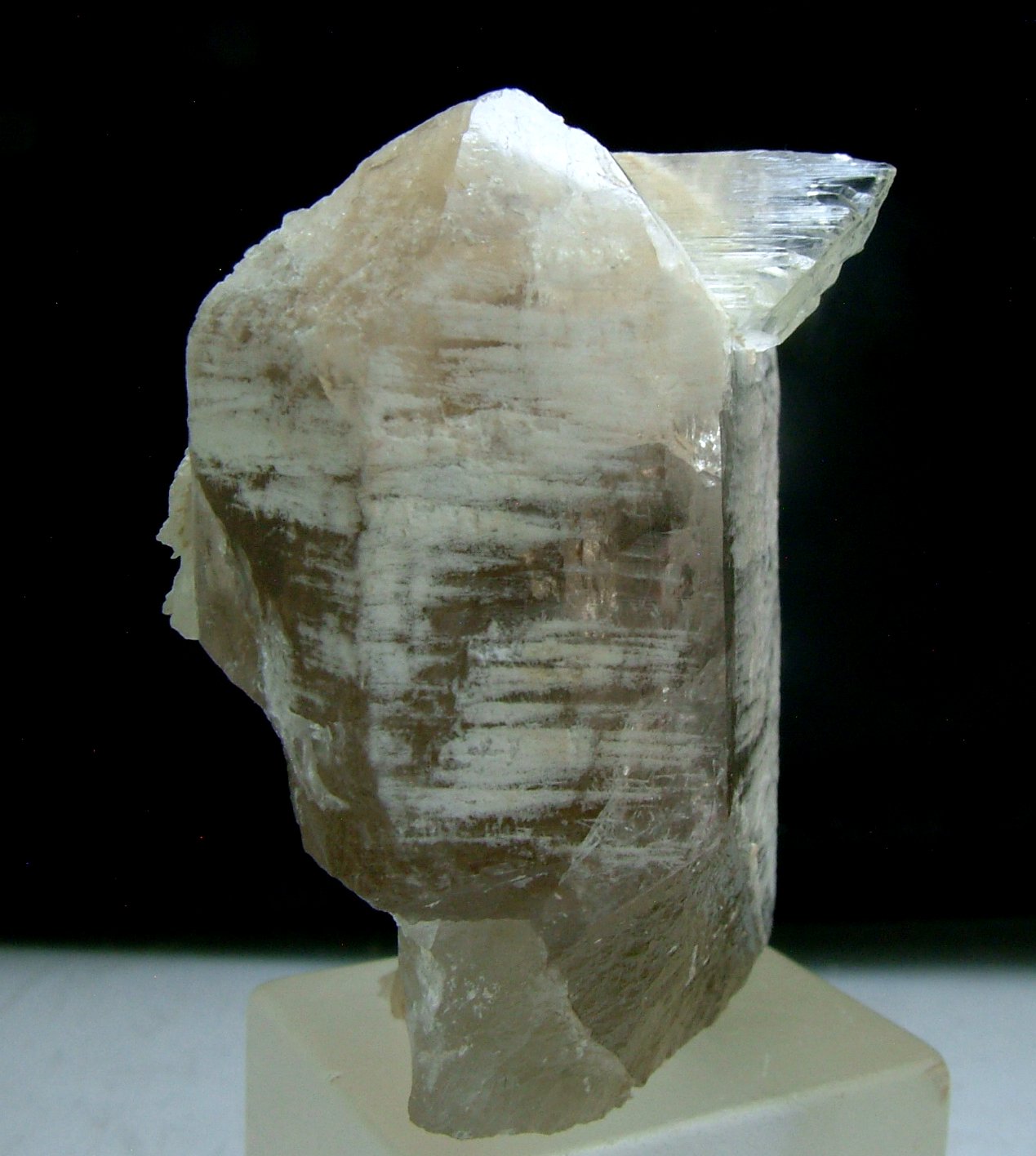 Spodumene With Quartz