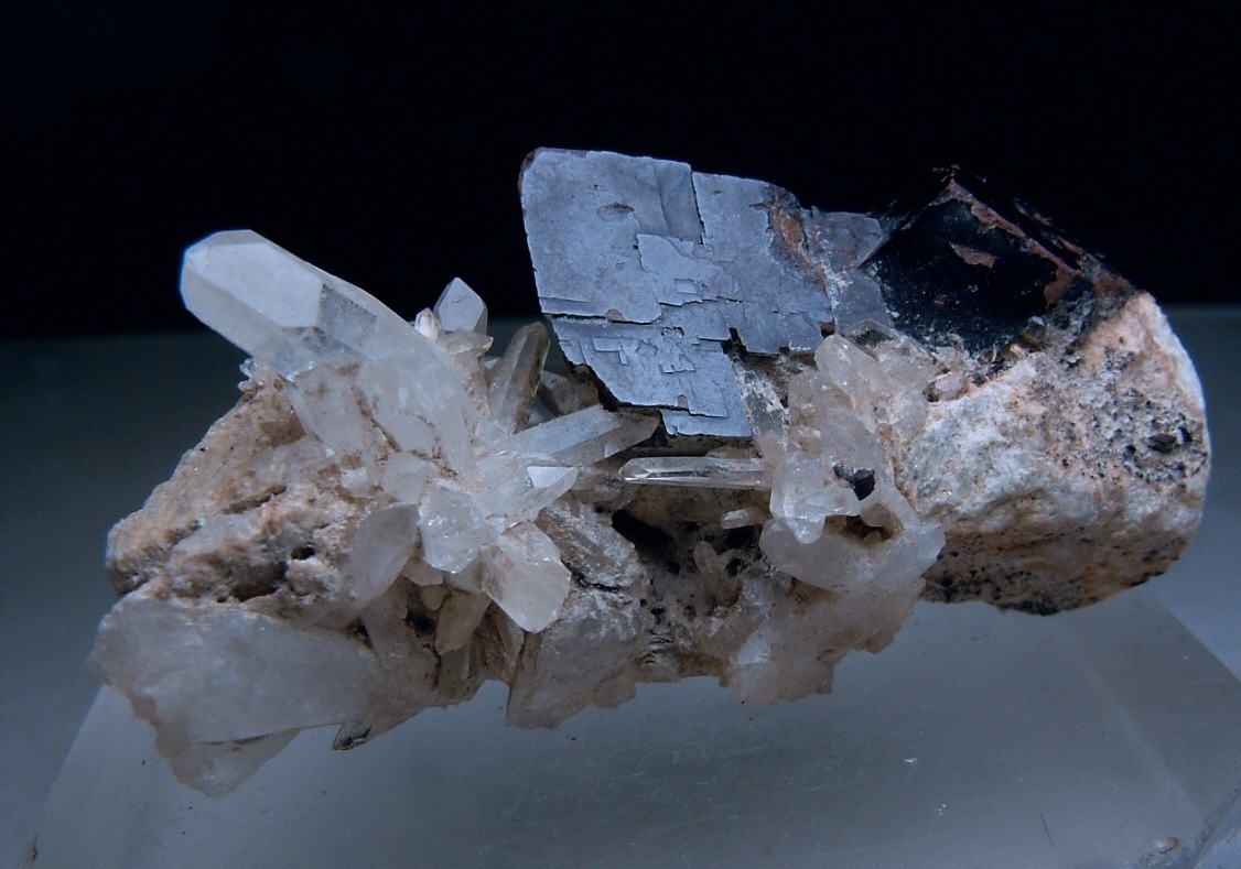 Siderite With Quartz