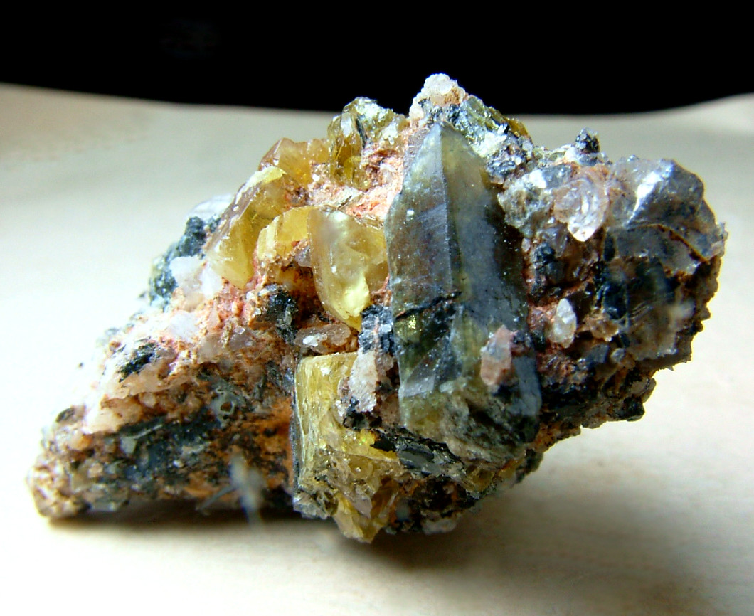 Hingganite-(Ce) With Bastnäsite-(Ce)