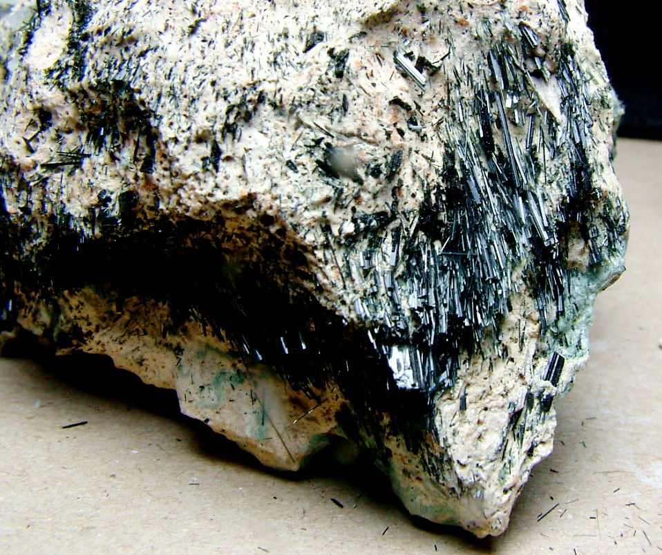 Natrolite With Actinolite