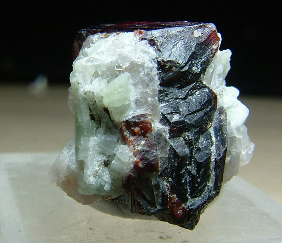 Tantalite-(Mn) With Elbaite