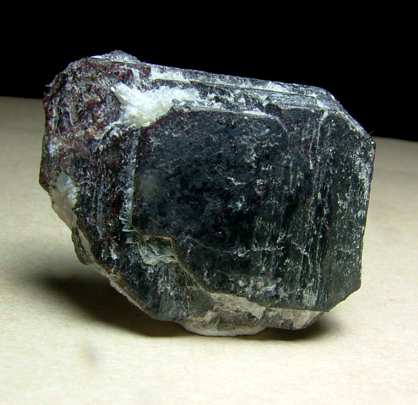 Tantalite-(Mn)