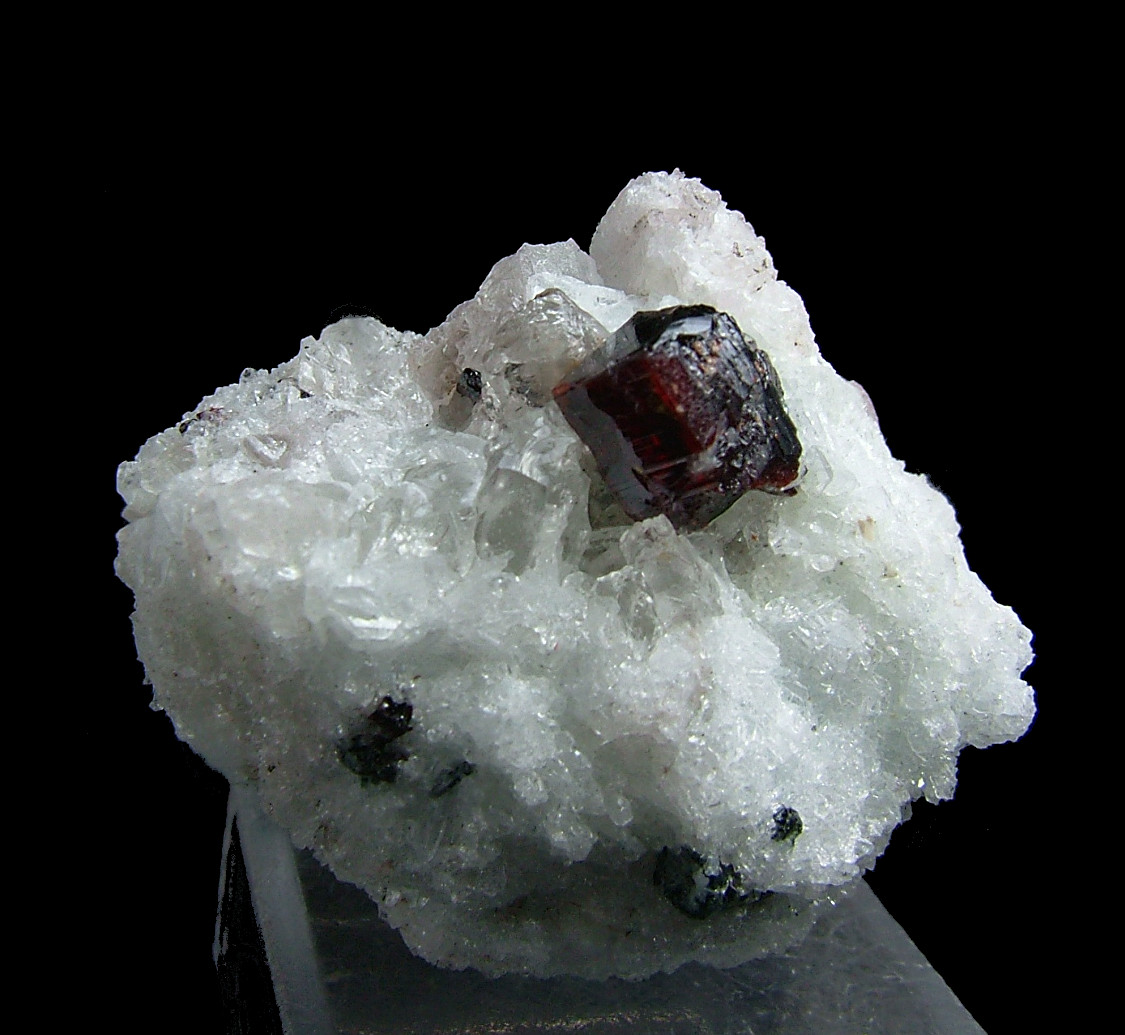 Tantalite-(Mn)