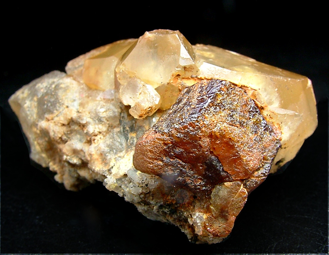 Bastnäsite-(Ce) With Astrophyllite Quartz