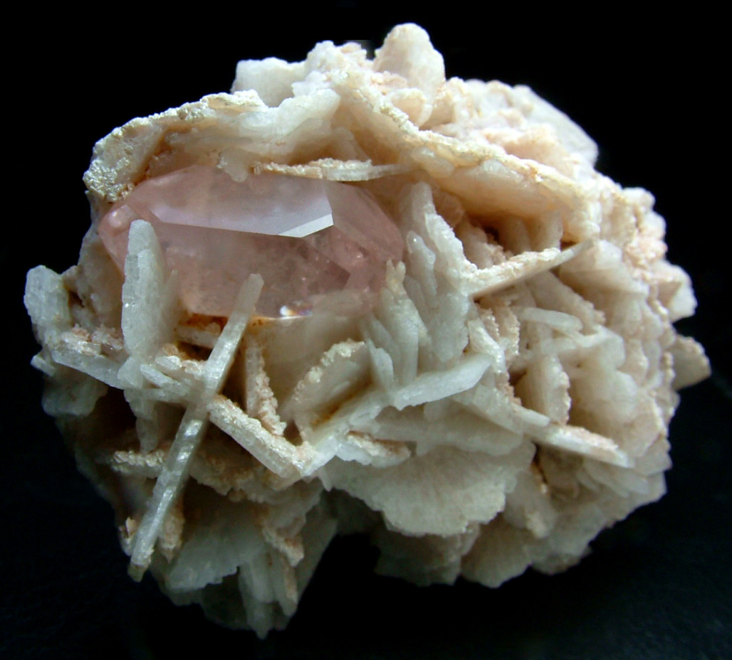 Morganite With Cleavelandite