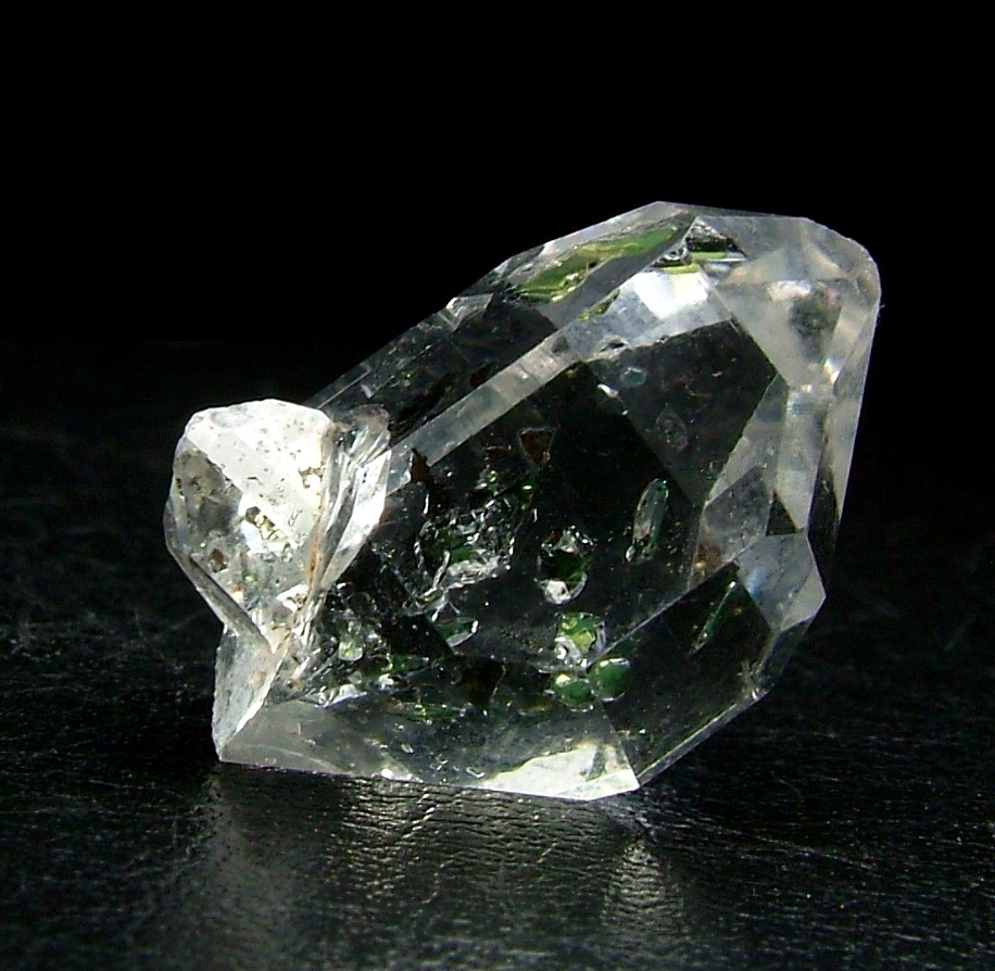 Quartz With Hydrocarbon