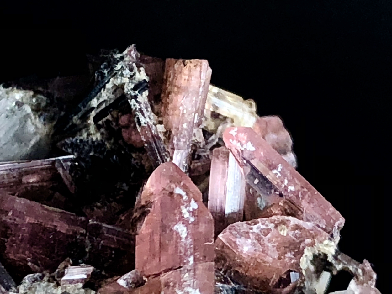 Väyrynenite With Microcline & Topaz