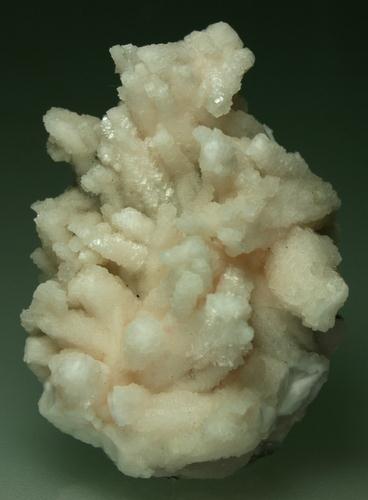 Manganoan Calcite