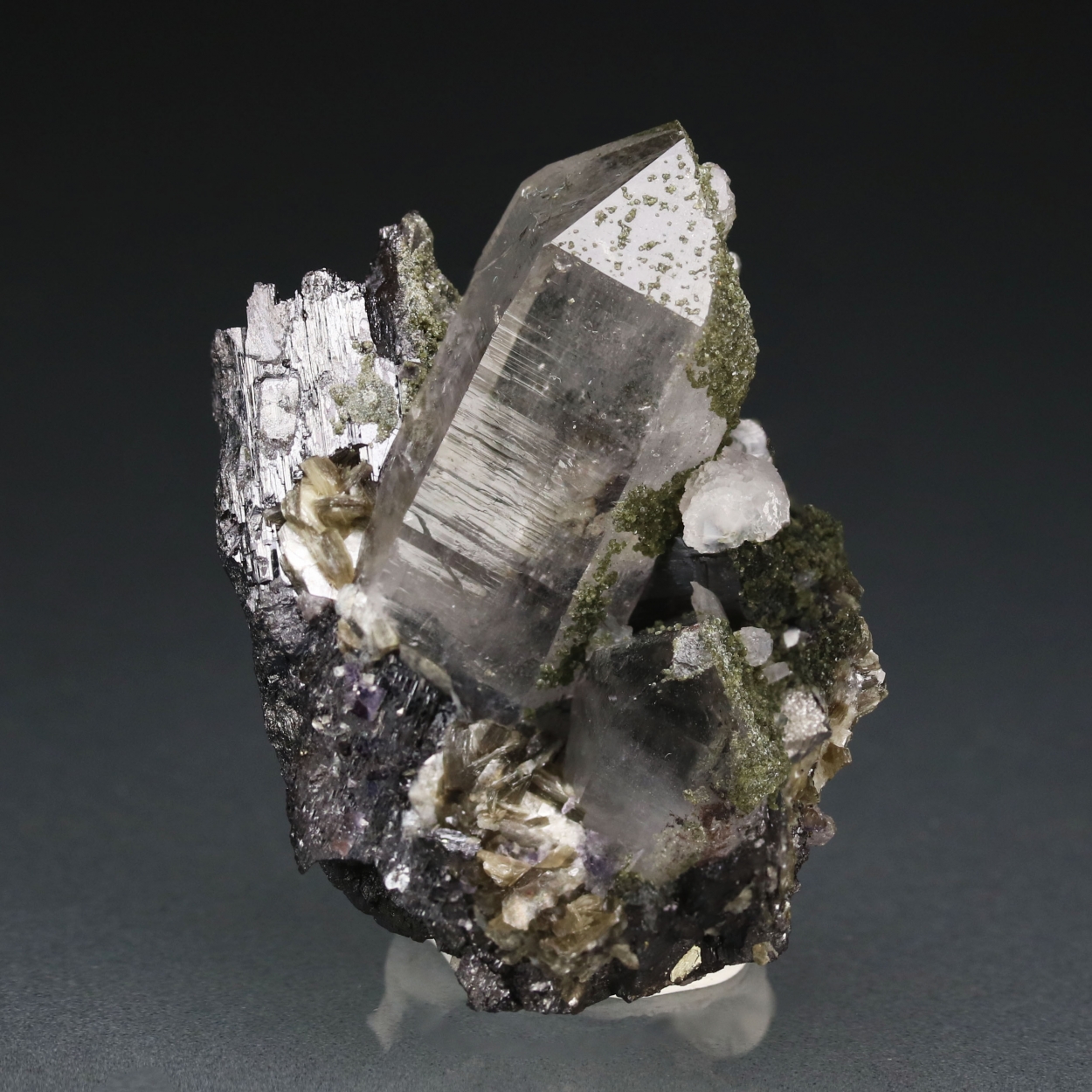 Quartz With Ferberite Chlorite & Fluorite