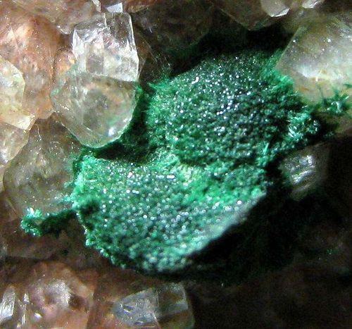 Malachite On Manganoan Calcite