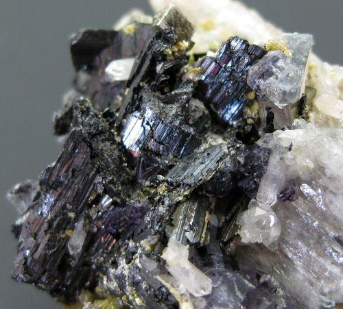 Wolframite Siderite & Fluorite On Quartz