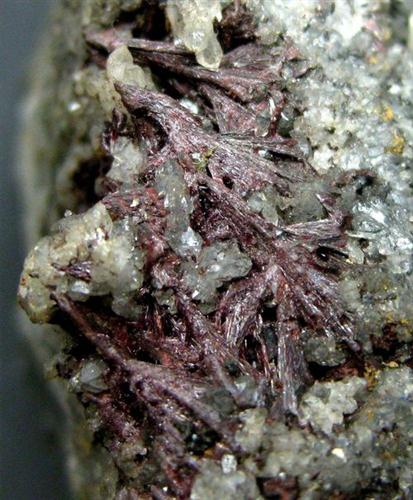 Kermesite & Stibnite