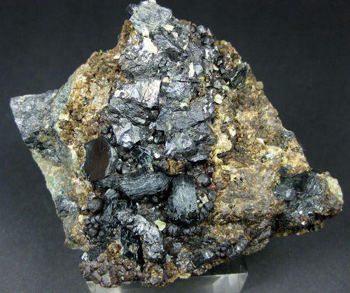 Clinochlore Hessonite & Magnetite
