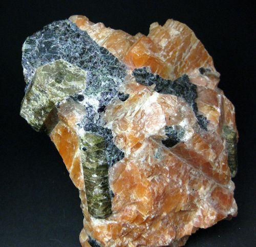 Fluorapatite & Fluorite In Calcite