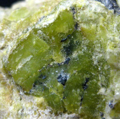 Hematite In Lizardite & Hydrotalcite