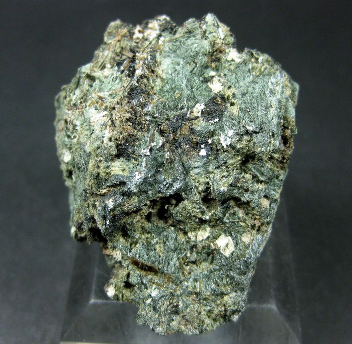 Sazykinaite-(Y) Catapleiite & Rhabdophane-(Ce)