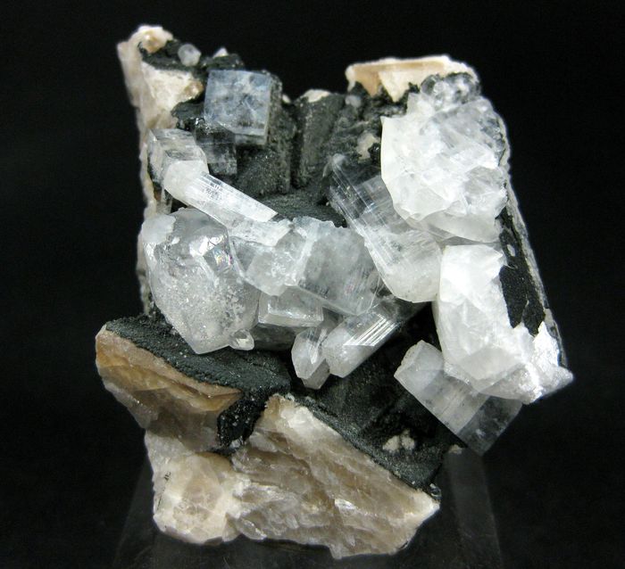 Apophyllite & Julgoldite