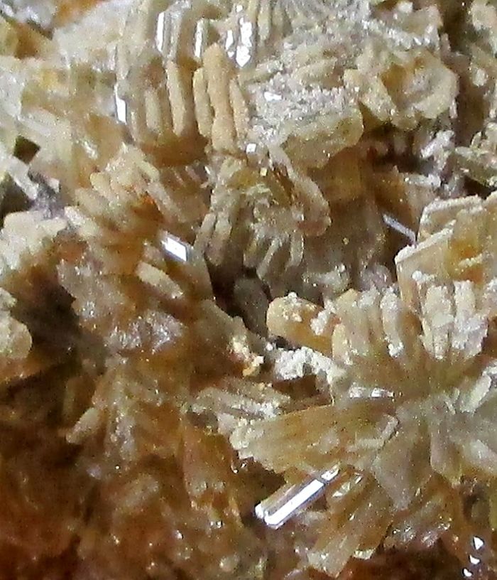 Hemimorphite Jordisite & Ilsemannite