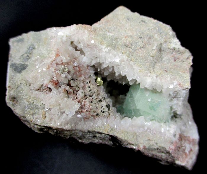 Fluorite Var Sceptre Chalcopyrite Tennantite & Calcite